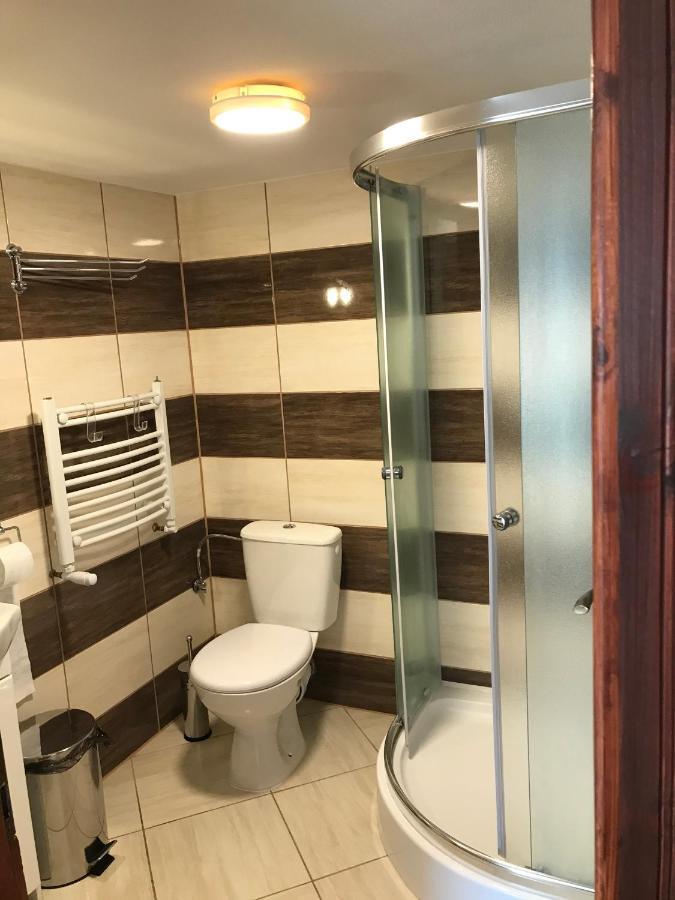 Apartament I Pokoje U Piotra ซโรมอฟแซ นิชแน ภายนอก รูปภาพ